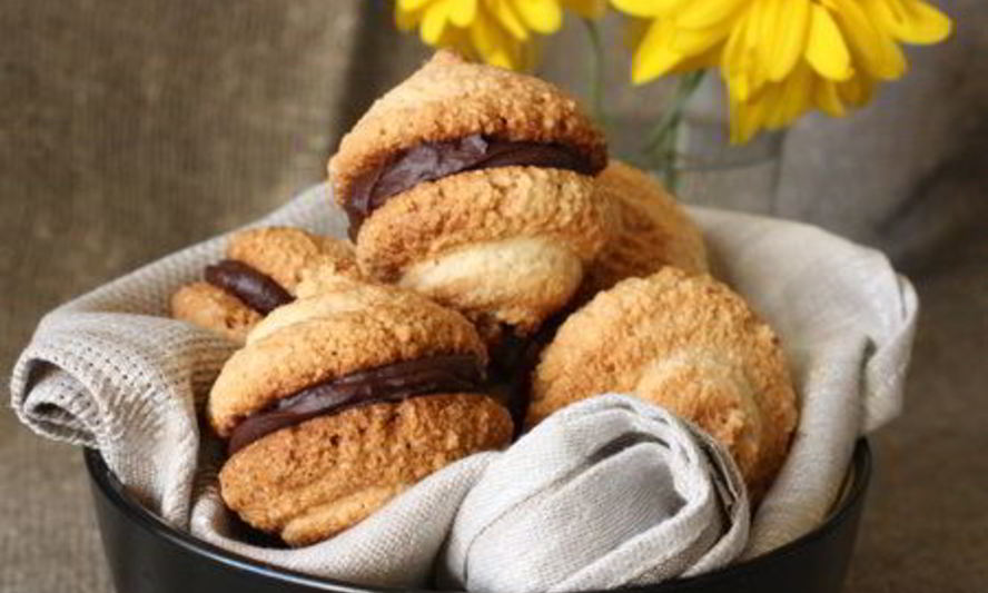 Рецепт миндального печенья с шоколадом