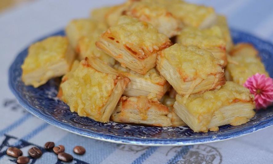 Рецепт печенья дрожжевого слоеного