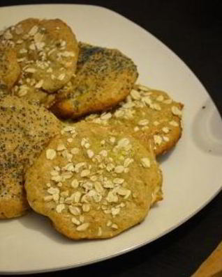 Печенье из ржаной муки с творогом