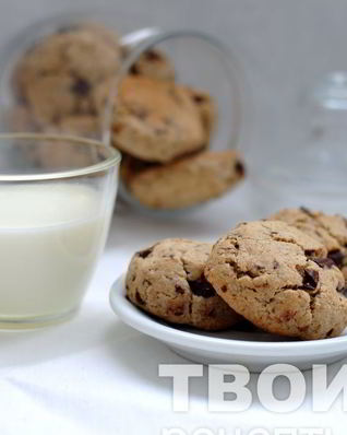 Печенье с гречневой мукой и шоколадом