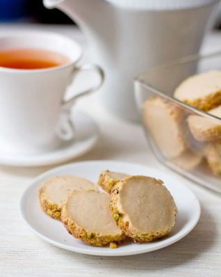 Песочное печенье с фисташками