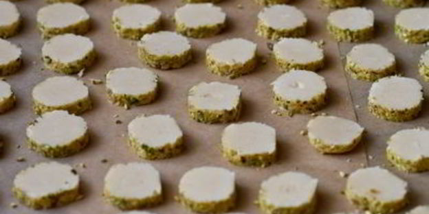 песочное печенье с фисташками