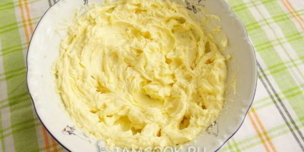 песочное печенье с шоколадным пудингом