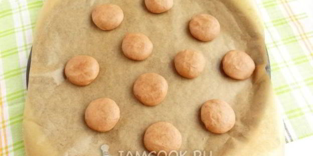 песочное печенье с шоколадным пудингом