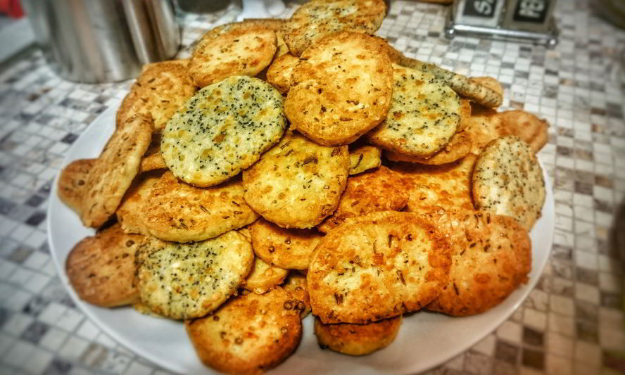 Рецепт пряных сырных печений