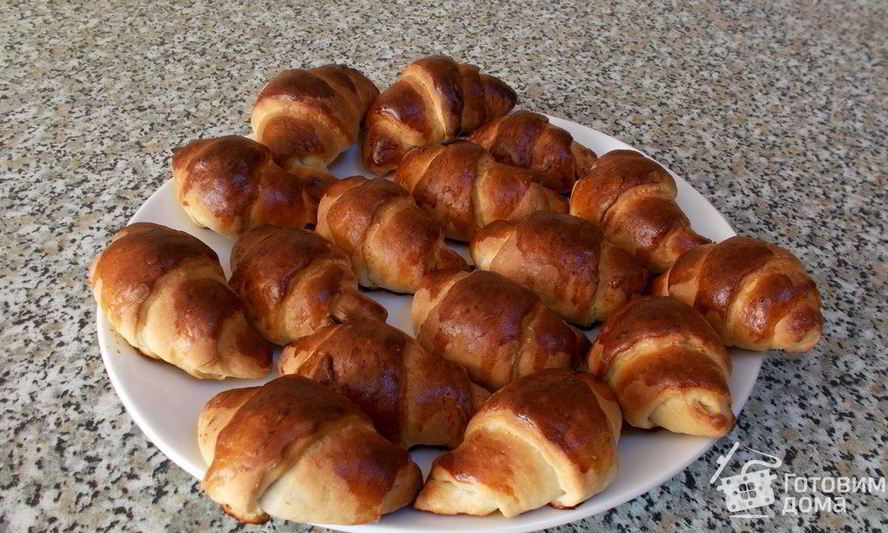 Рецепт рогаликов из сметанного теста с апельсиновой маковой начинкой