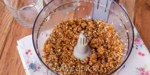 рогалики с сухофруктами и орехами