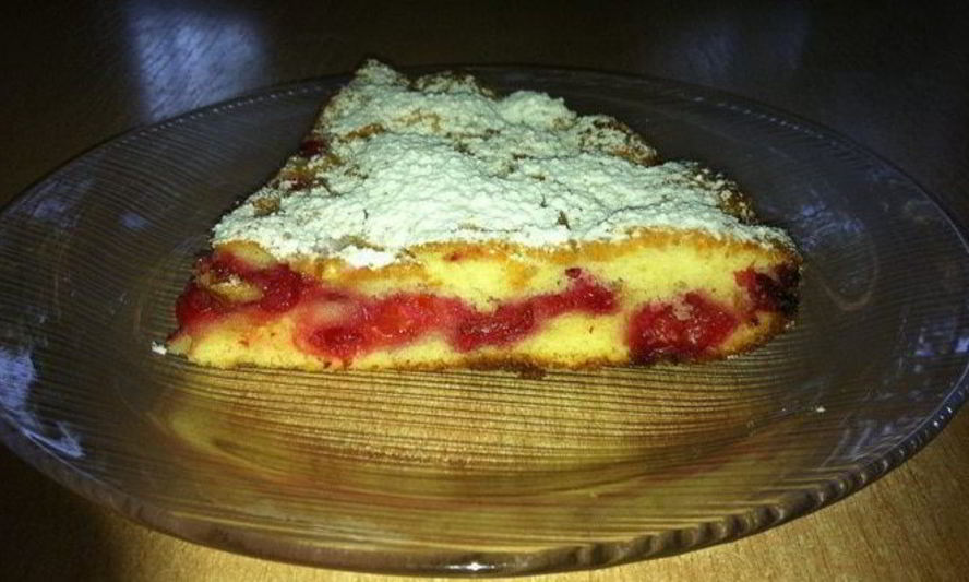 Рецепт бисквитного пирога с вишнями