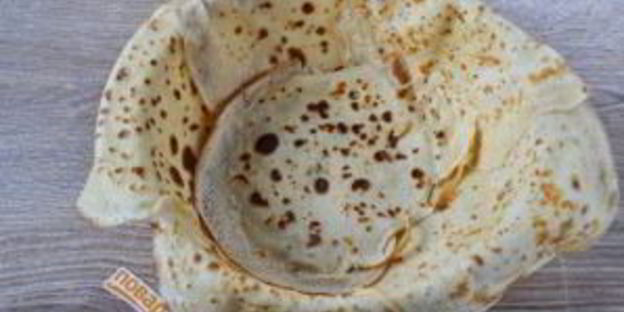 блинный пирог с курицей и грибами