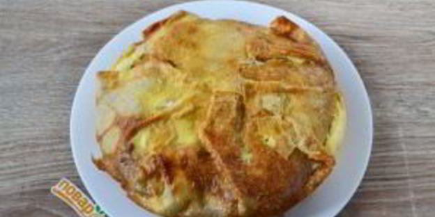 блинный пирог с курицей и грибами