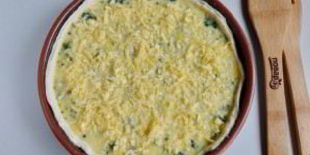 быстрый куриный пирог со шпинатом и грибами