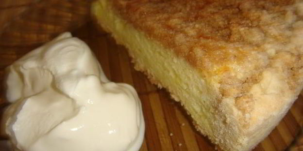 песочный пирог со сливочно-молочной начинкой