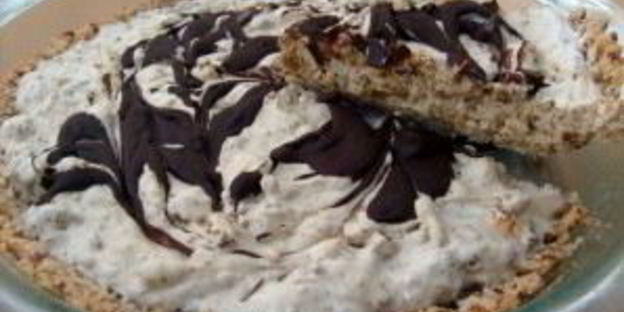 пирог с бразильским орехом