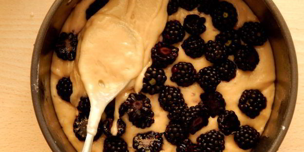 пирог с ежевикой