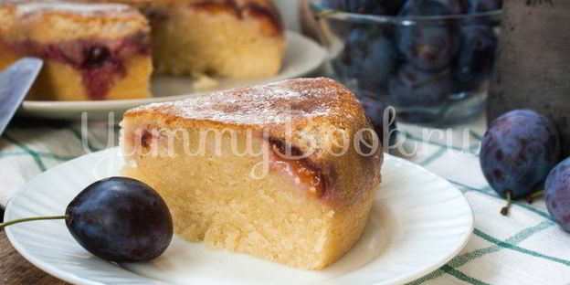 пирог со сливами в мультиварке