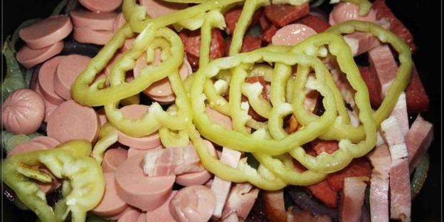 пирог заливной мясное ассорти