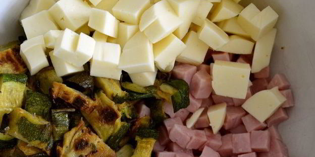 сельский средиземноморский пирог