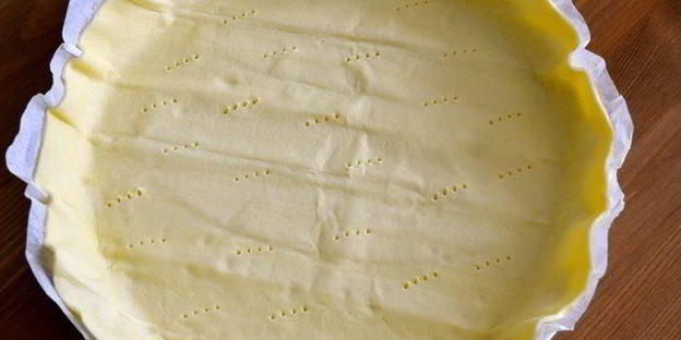 сельский средиземноморский пирог