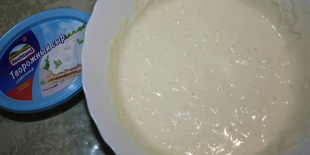 шоколадный пирог с творожным сыром