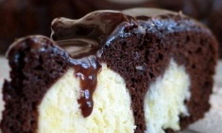 Рецепт шоколадного пирога с творожными шариками