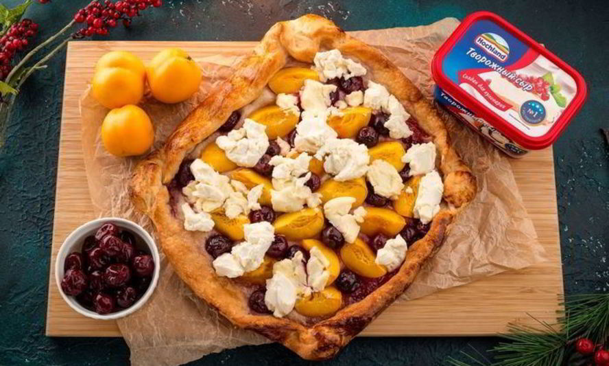 Рецепт слойки с фруктами и сыром