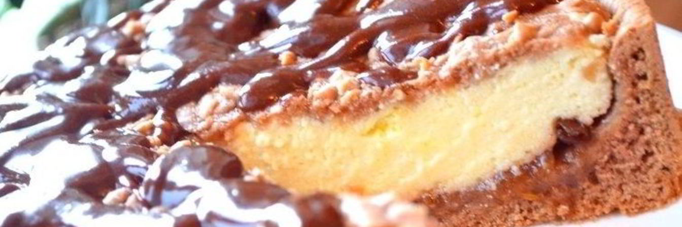 Творожный пирог с вареньем