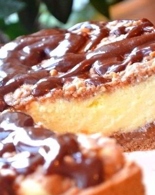 Творожный пирог с вареньем