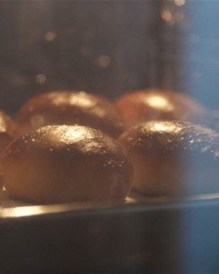 Домашние пирожки с яблоком и корицей