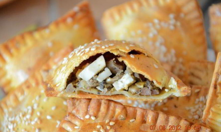 Рецепт греческих пирожков с потрошками