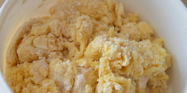 греческие пирожки с потрошками