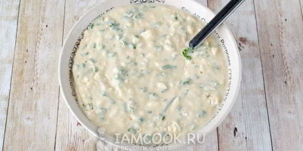 ленивые пирожки с яйцом и зеленым луком