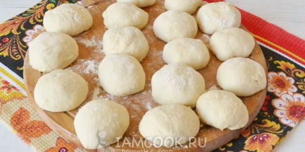 печеные пирожки с мясом