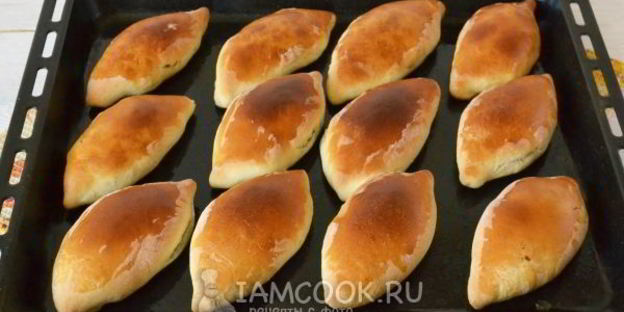 печеные пирожки с мясом
