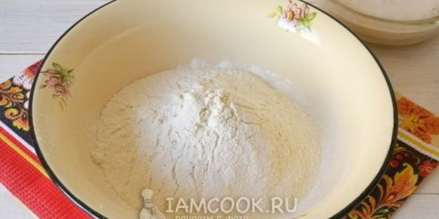 печеные пирожки с мясом