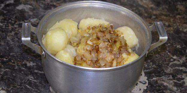 пирожки дрожжевые на воде на сковороде