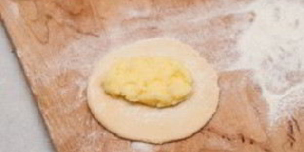пирожки дрожжевые с картошкой