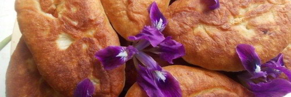 Пирожки Из детства с яйцом и зеленым луком