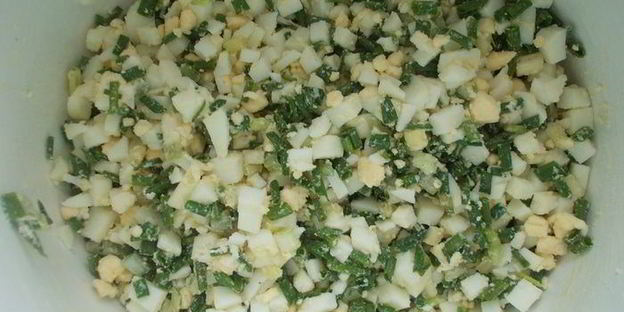 пирожки из детства с яйцом и зеленым луком