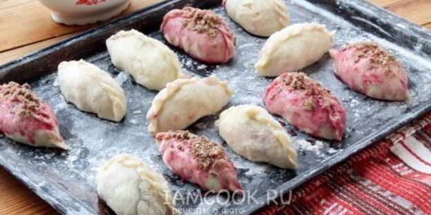 пирожки на молоке с вишней