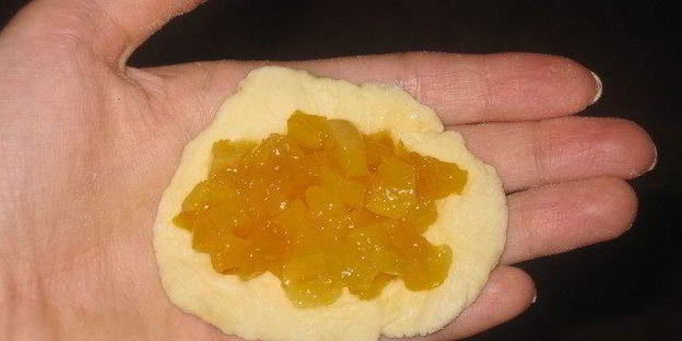 пирожки с курагой