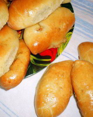 Пирожки с начинкой из куриной печенки