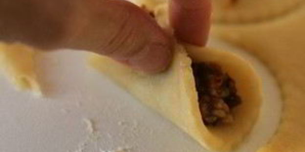 пирожки с орехами