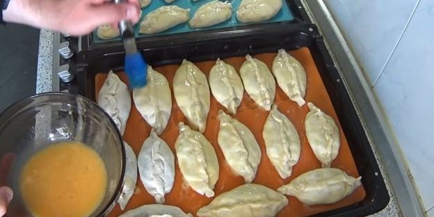 пирожки с печенкой, картошкой и луком