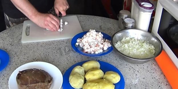 пирожки с печенкой, картошкой и луком