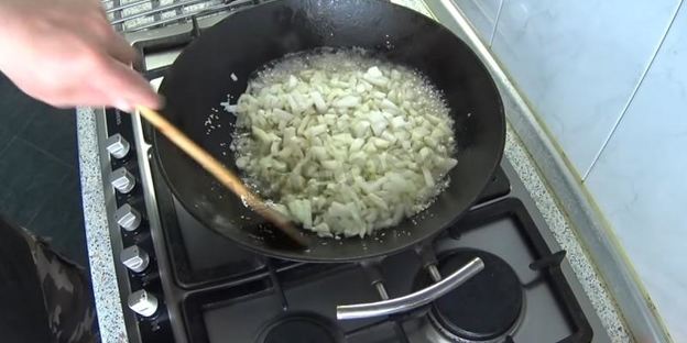 пирожки с печенкой, картошкой и луком