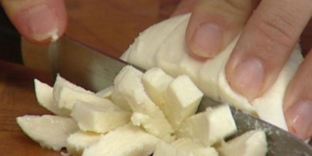 пирожки с помидорами