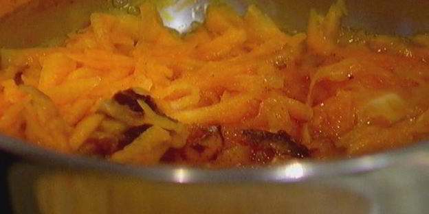 пирожки с тыквой, изюмом и фетой