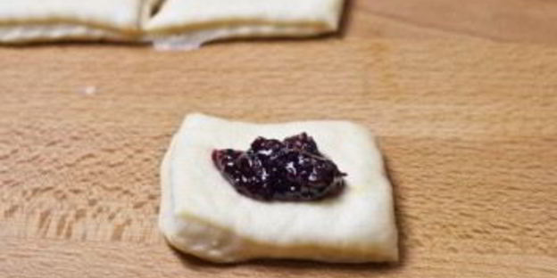 пирожки с вареньем в духовке