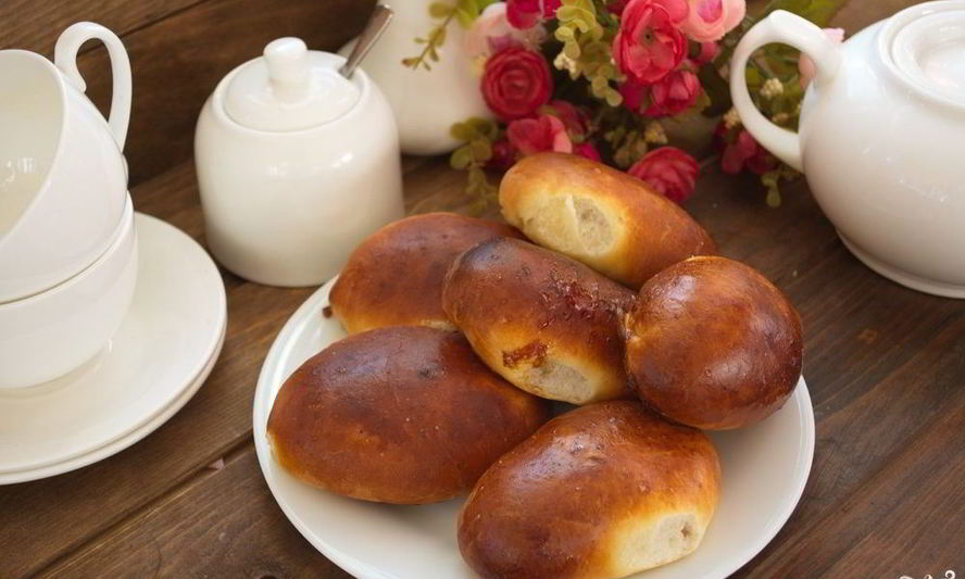 Рецепт пирожков с яблоком из дрожжевого теста