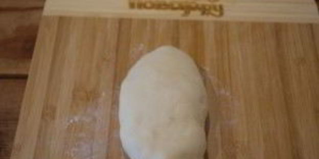 пирожки с яблоком из дрожжевого теста